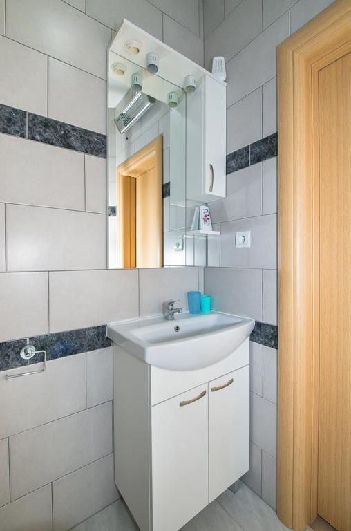 מאקרסקה Apartment Afrika מראה חיצוני תמונה